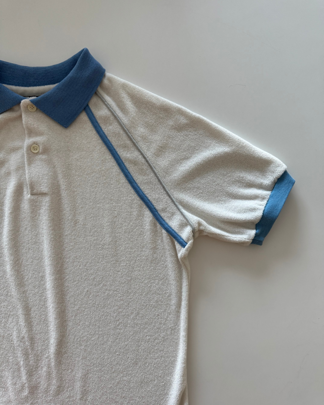Medium - white terrycloth short sleeve