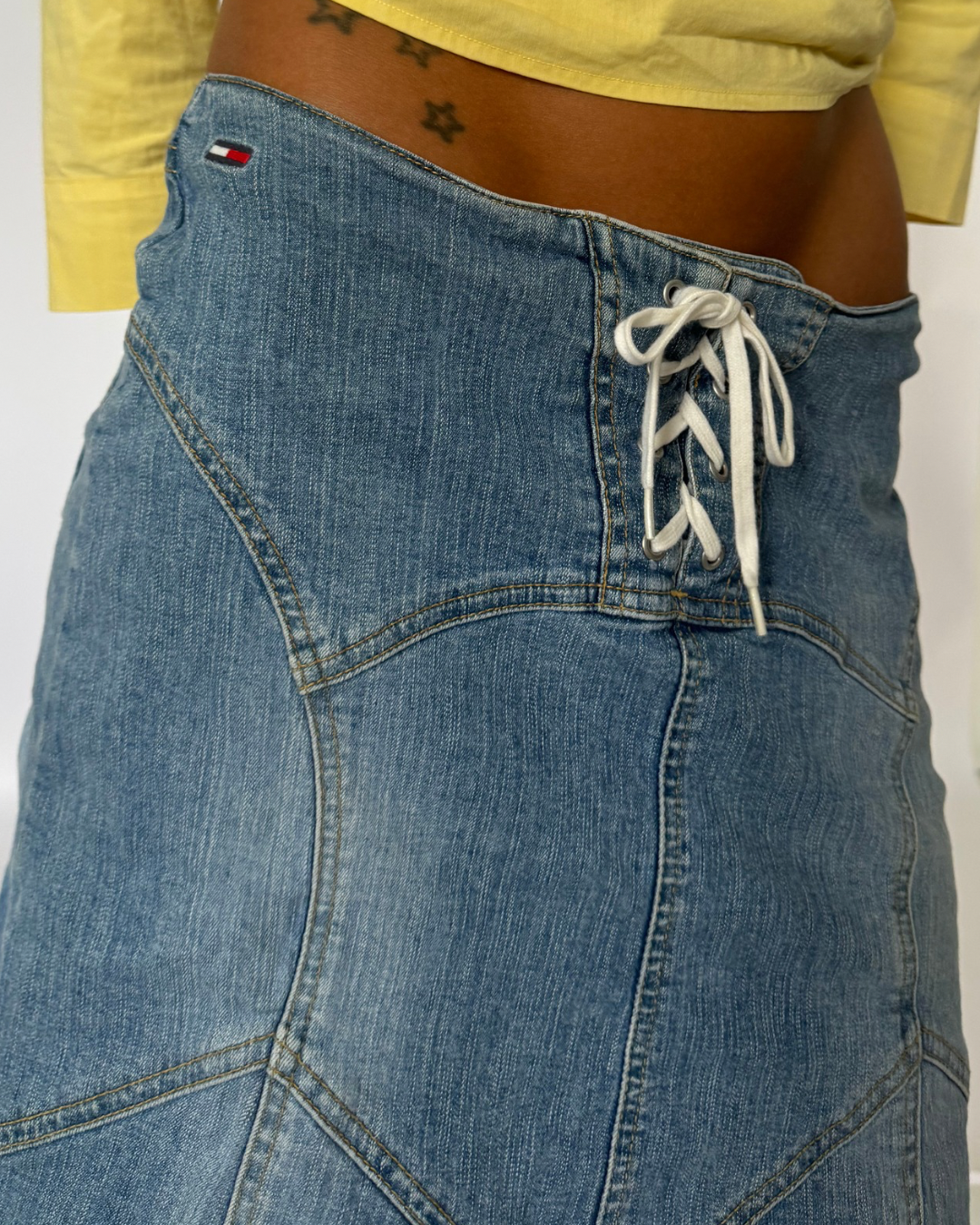 25” waist: lace up denim skirt
