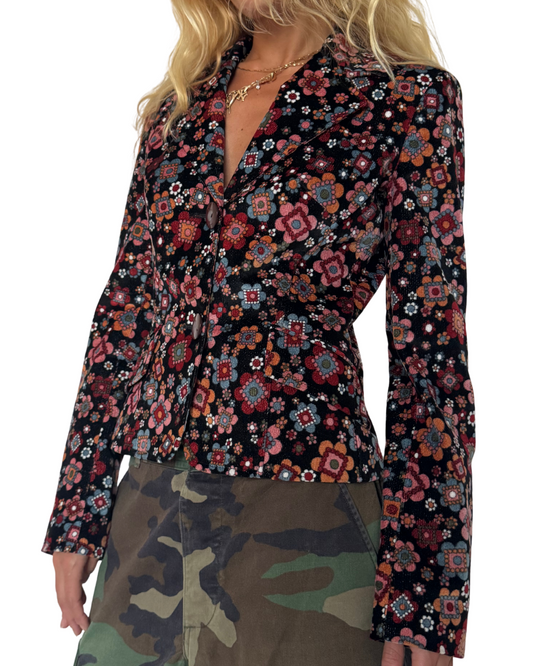 Size 2- D&G vintage corduroy blazer