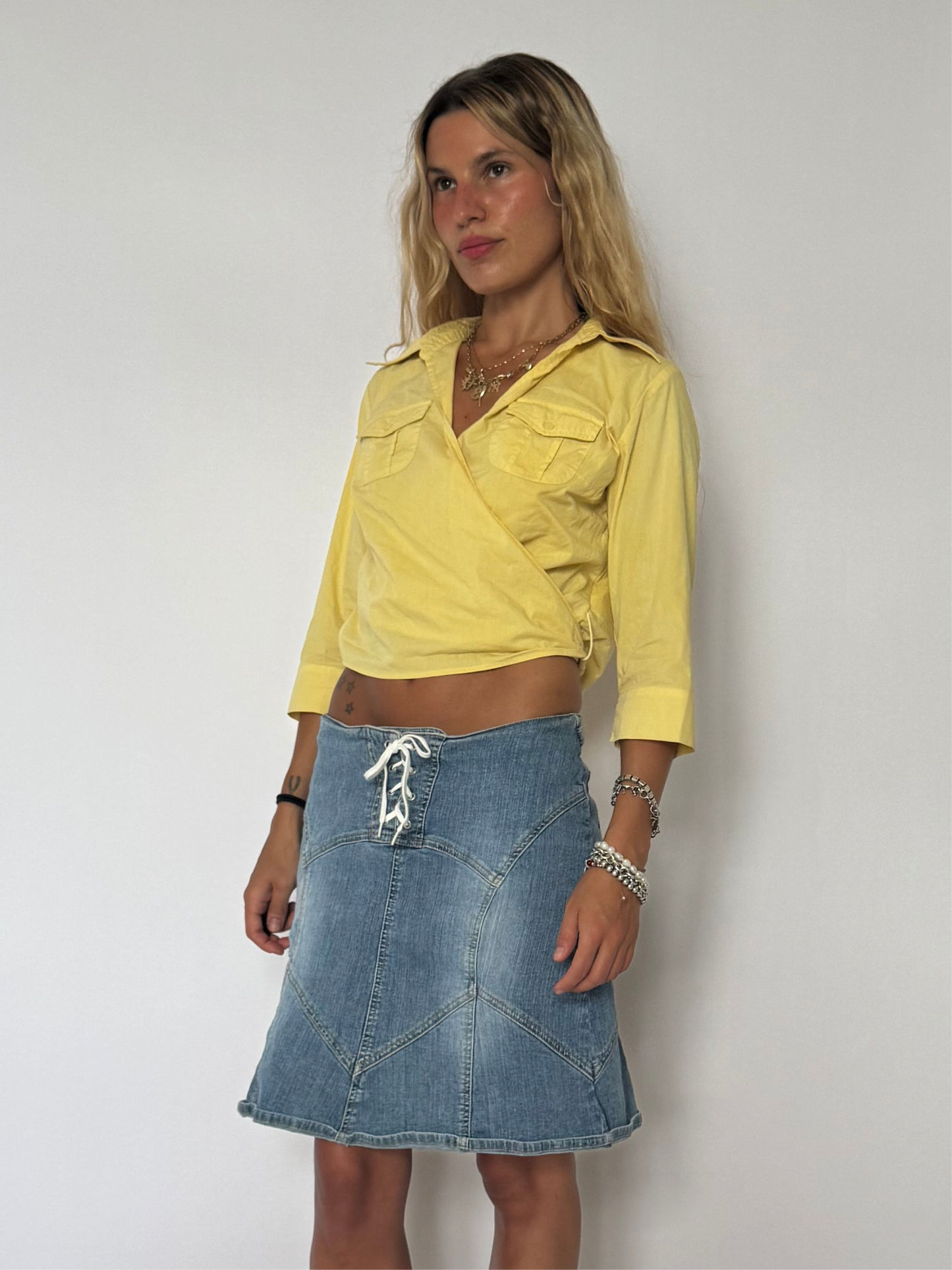 25” waist: lace up denim skirt