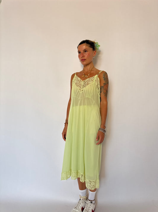 L/XL-PALE GREEN SLIP