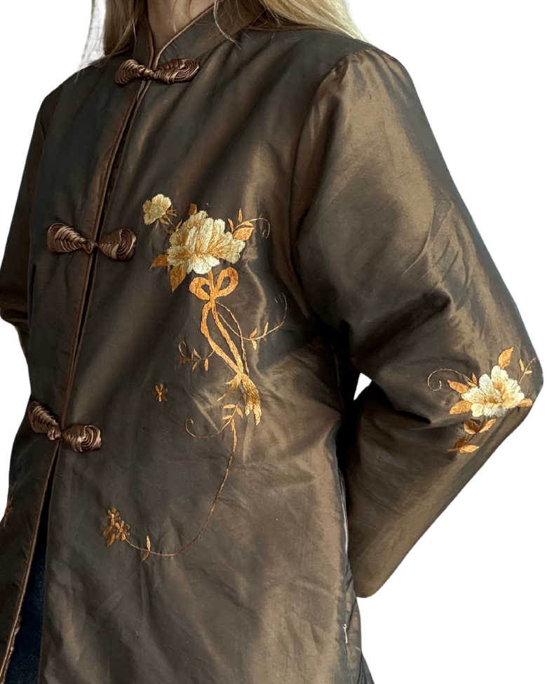 medium - 100% silk vintage embroidered jacket