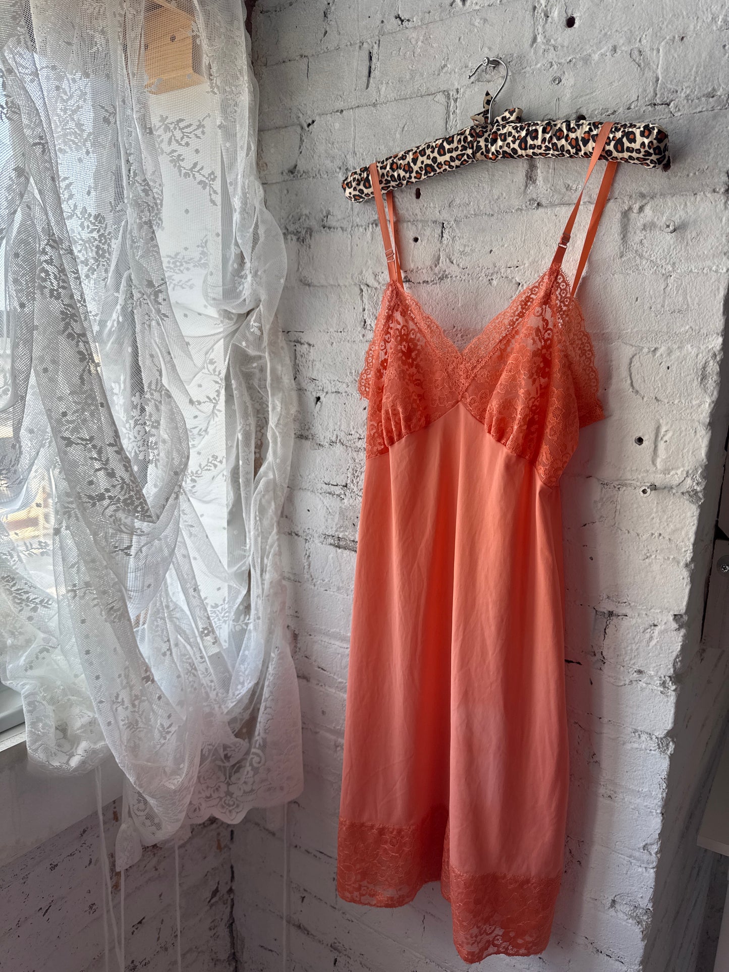 SIZE 6- PEACH SLIP