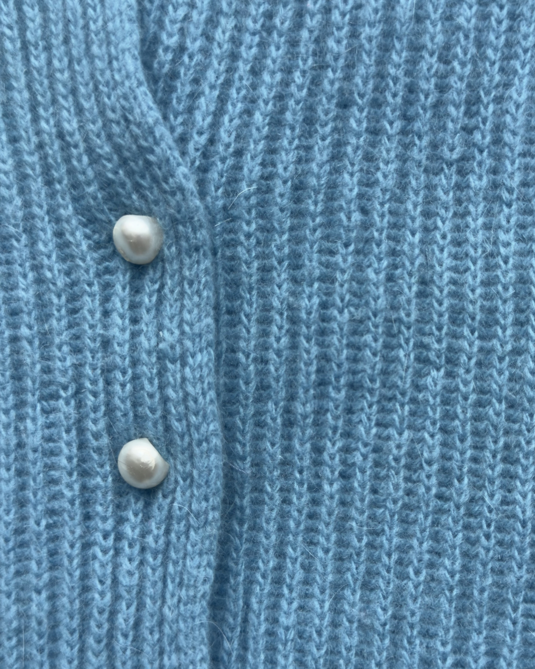 SMALL- HOURGLASS CARDI